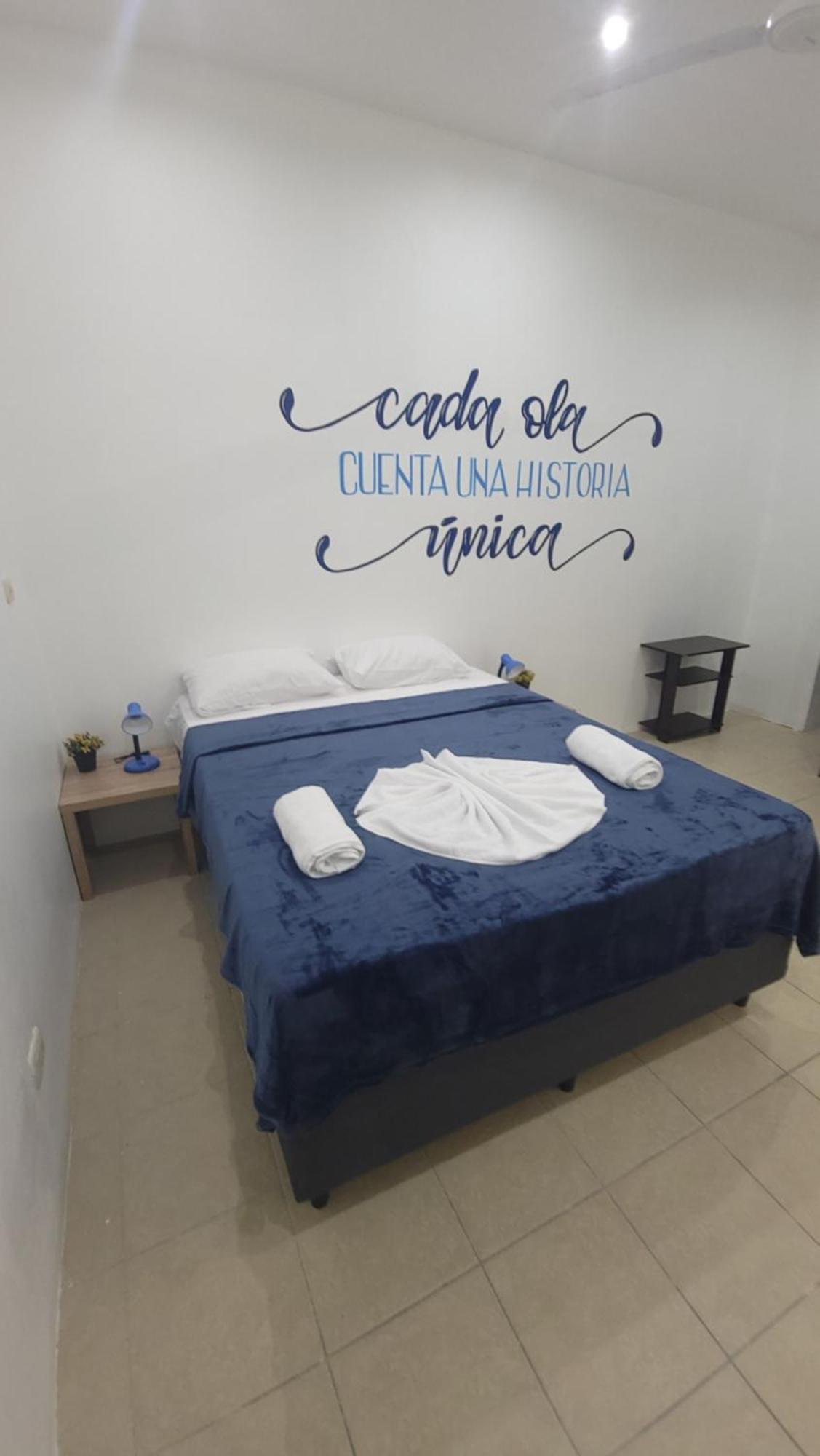 Surfo House Hotel & Hostel Тамариндо Экстерьер фото