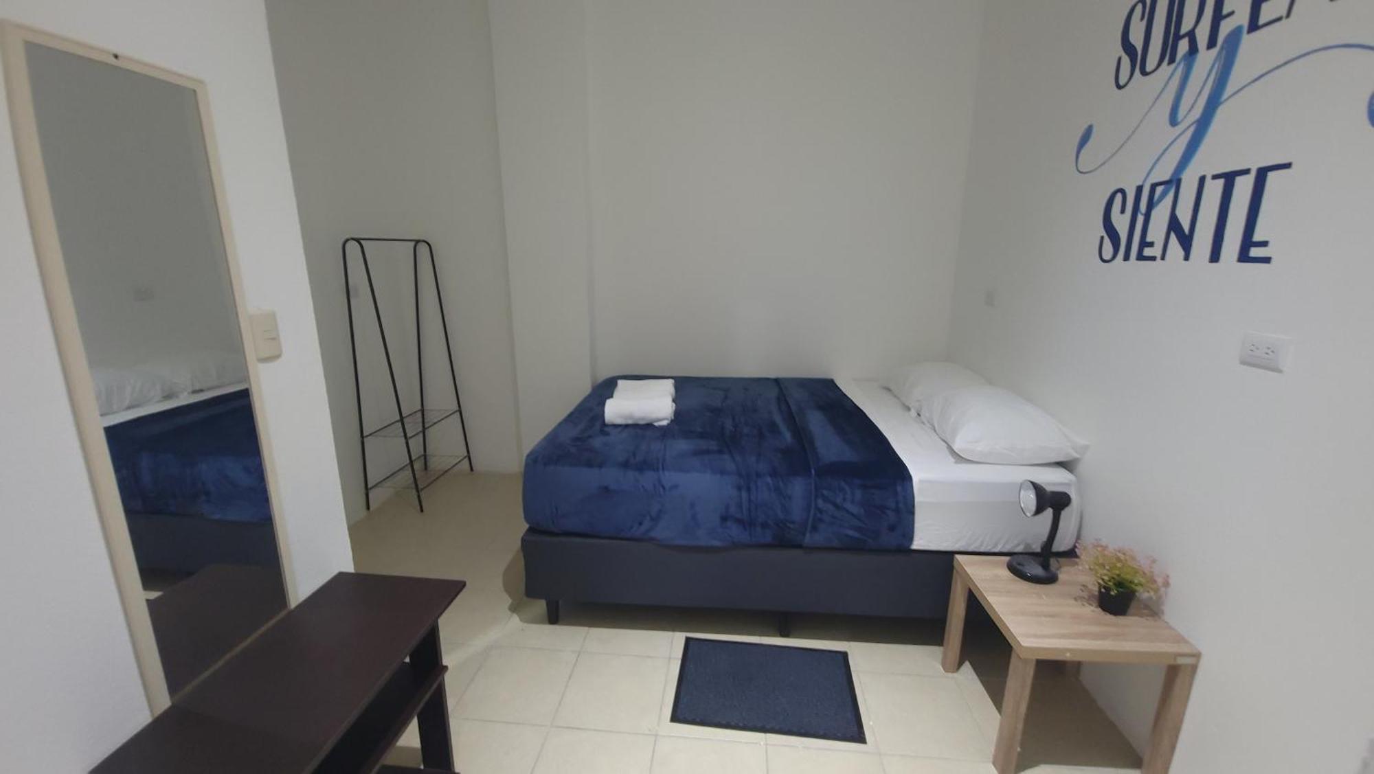 Surfo House Hotel & Hostel Тамариндо Экстерьер фото