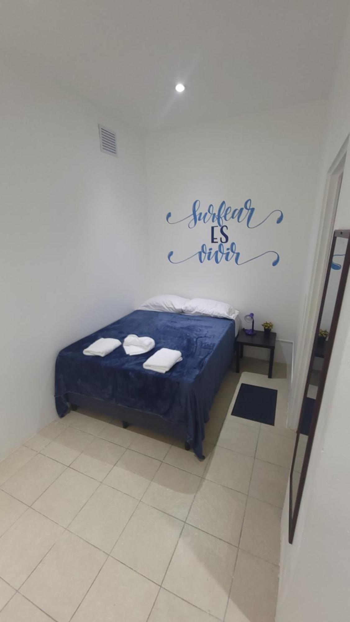 Surfo House Hotel & Hostel Тамариндо Экстерьер фото