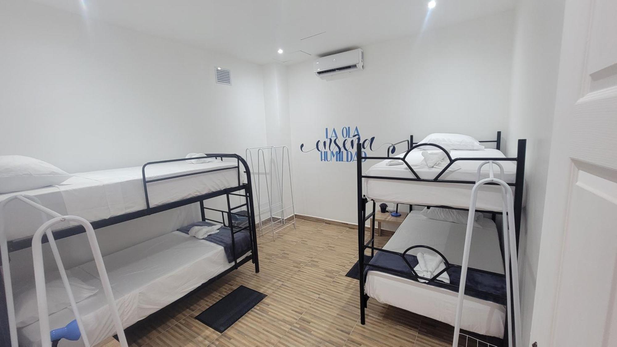 Surfo House Hotel & Hostel Тамариндо Экстерьер фото